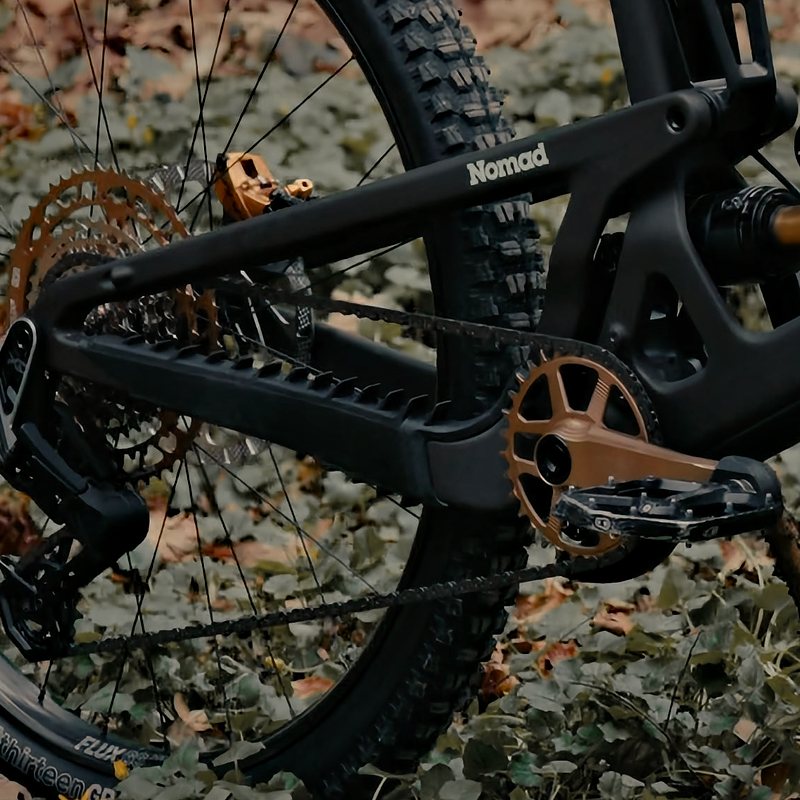 Jasper Jauch's Santa Cruz Nomad with bronze e*thirteen Helix Race cranks and cassette